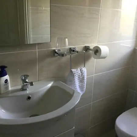 Adare Luxury Riverside Apartment