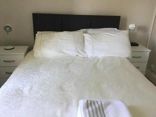 Апартаменты Adare Luxury Riverside *